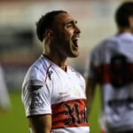 Fabricio Sanguinetti anotó un nuevo gol para Morón y desechó una oferta del fútbol colombiano