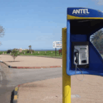 En Uruguay quedan más de 600 teléfonos públicos. En Rocha hay 17