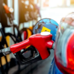 Bajaron mínimamente los precios de nafta súper y gasoil