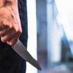 Dos hombres discutieron y terminaron heridos por arma blanca