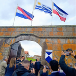 Se realizó el descubrimiento del emblema del Escudo Azul en la Fortaleza de Santa Teresa